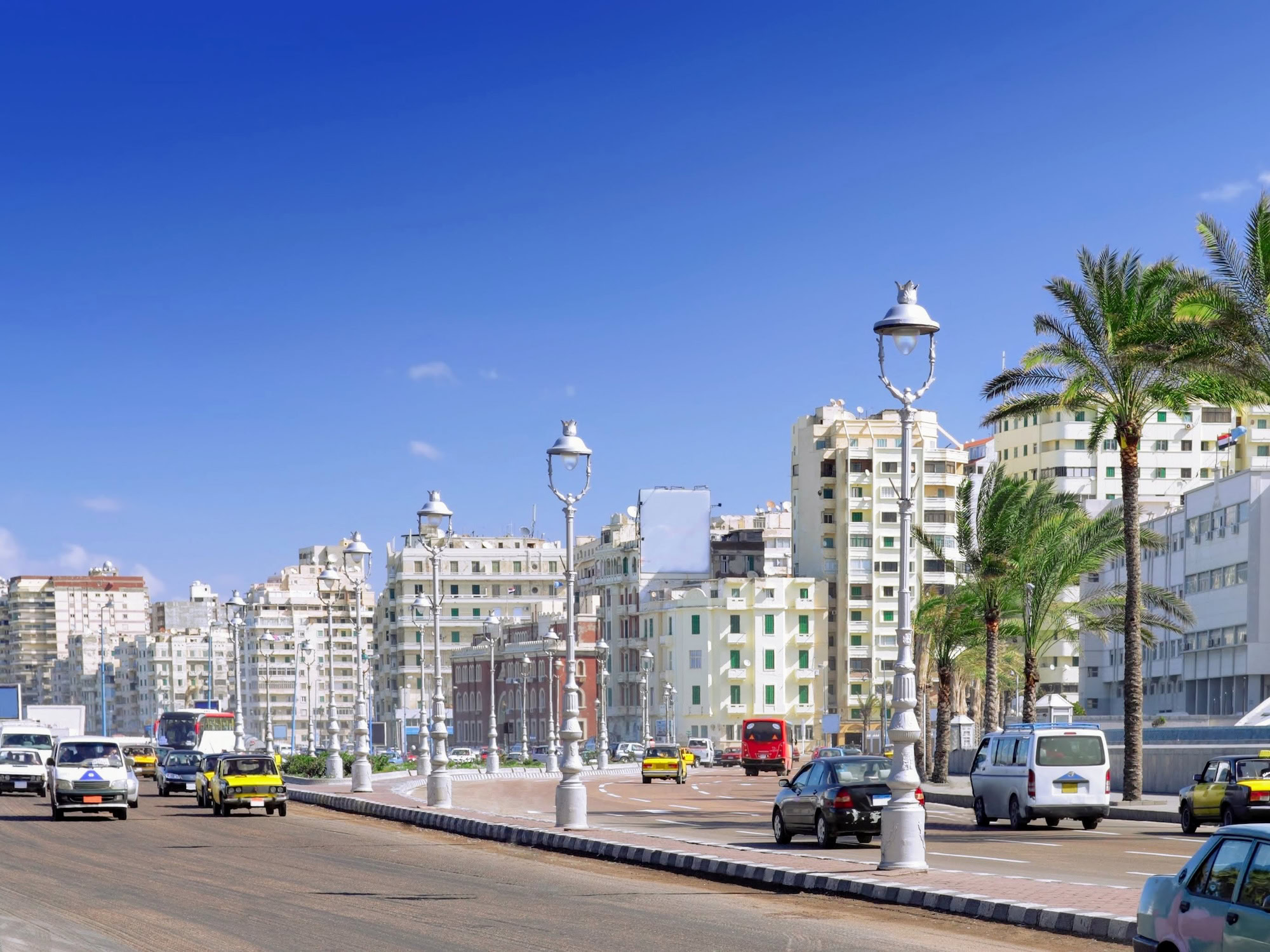 How to Travel Around Egypt?