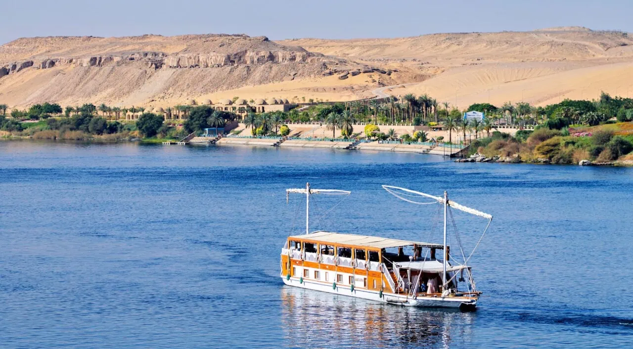 MS Amoura Dahabiya