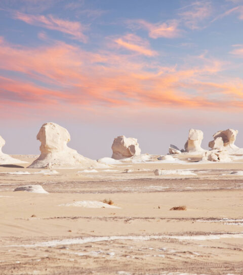 Sahara Desert Attractions - Chalk Formation In White Desert, Egypt