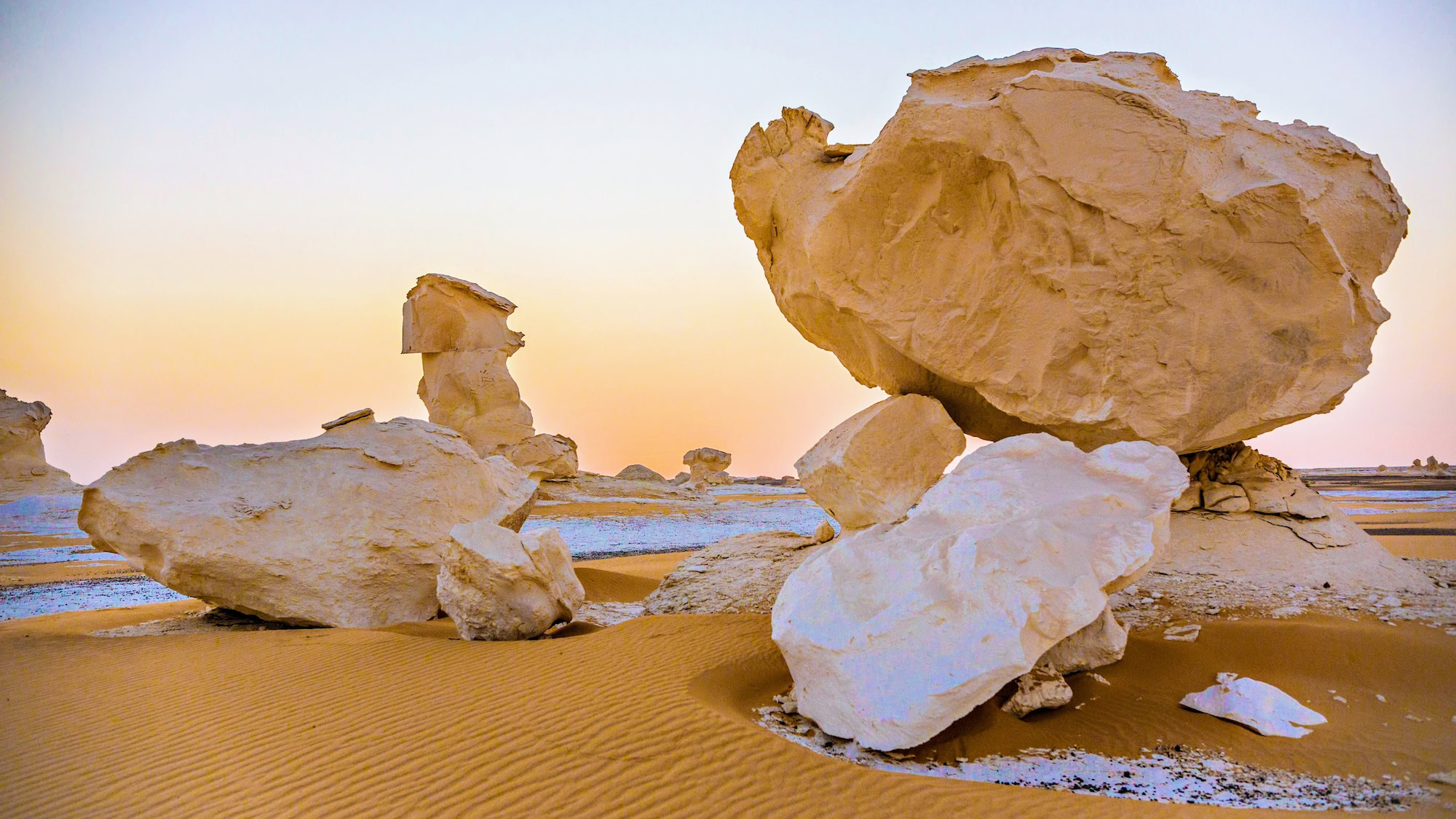 The White Desert, Western Desert