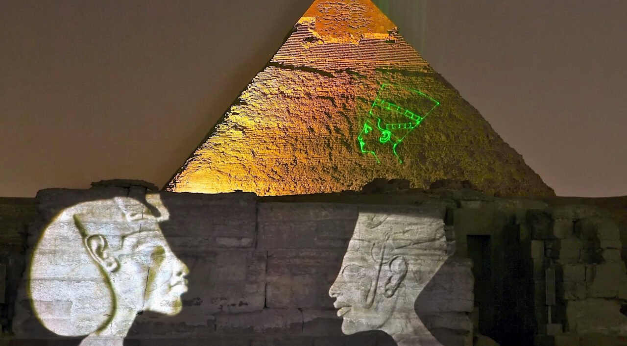 Giza Egypt - May 31: Sphinx With Pyramid Of Khafre