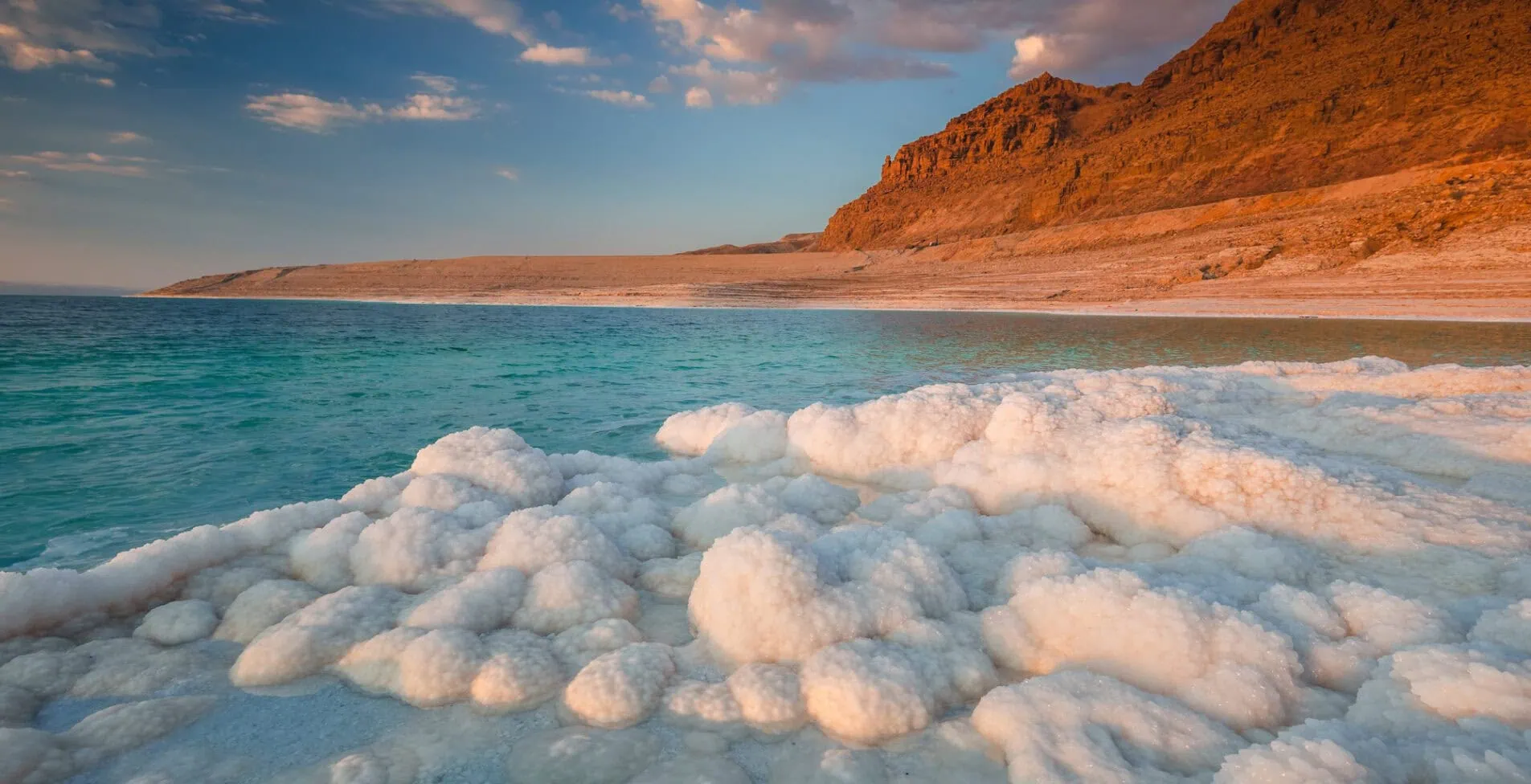 Landscapes from the Dead Sea in the light of the golden hour 1905x976 crop 52 20