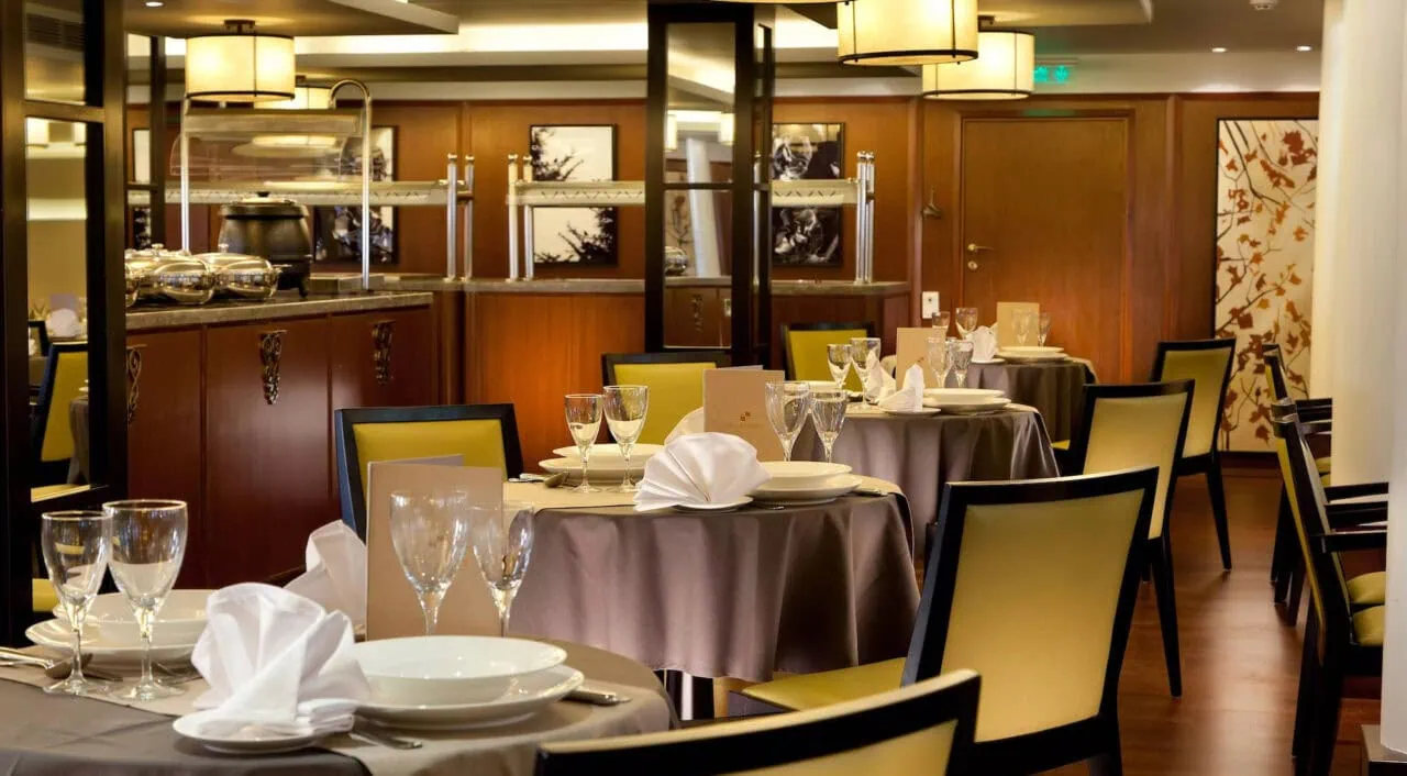 MS Esplanade nile cruise restaurant