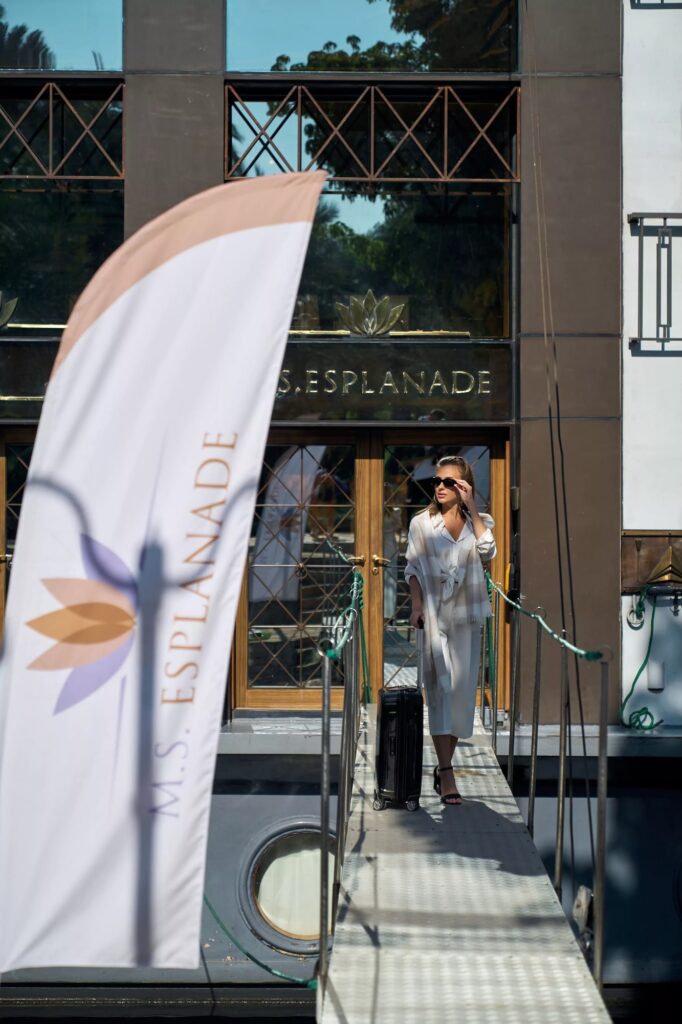 MS Esplanade nile cruise ship