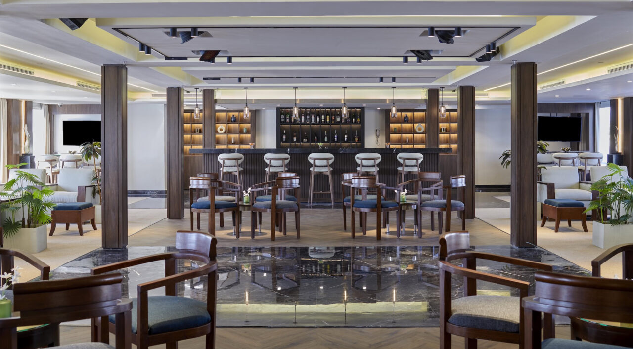 Spacious lobby on Mövenpick Royal Lily with modern décor