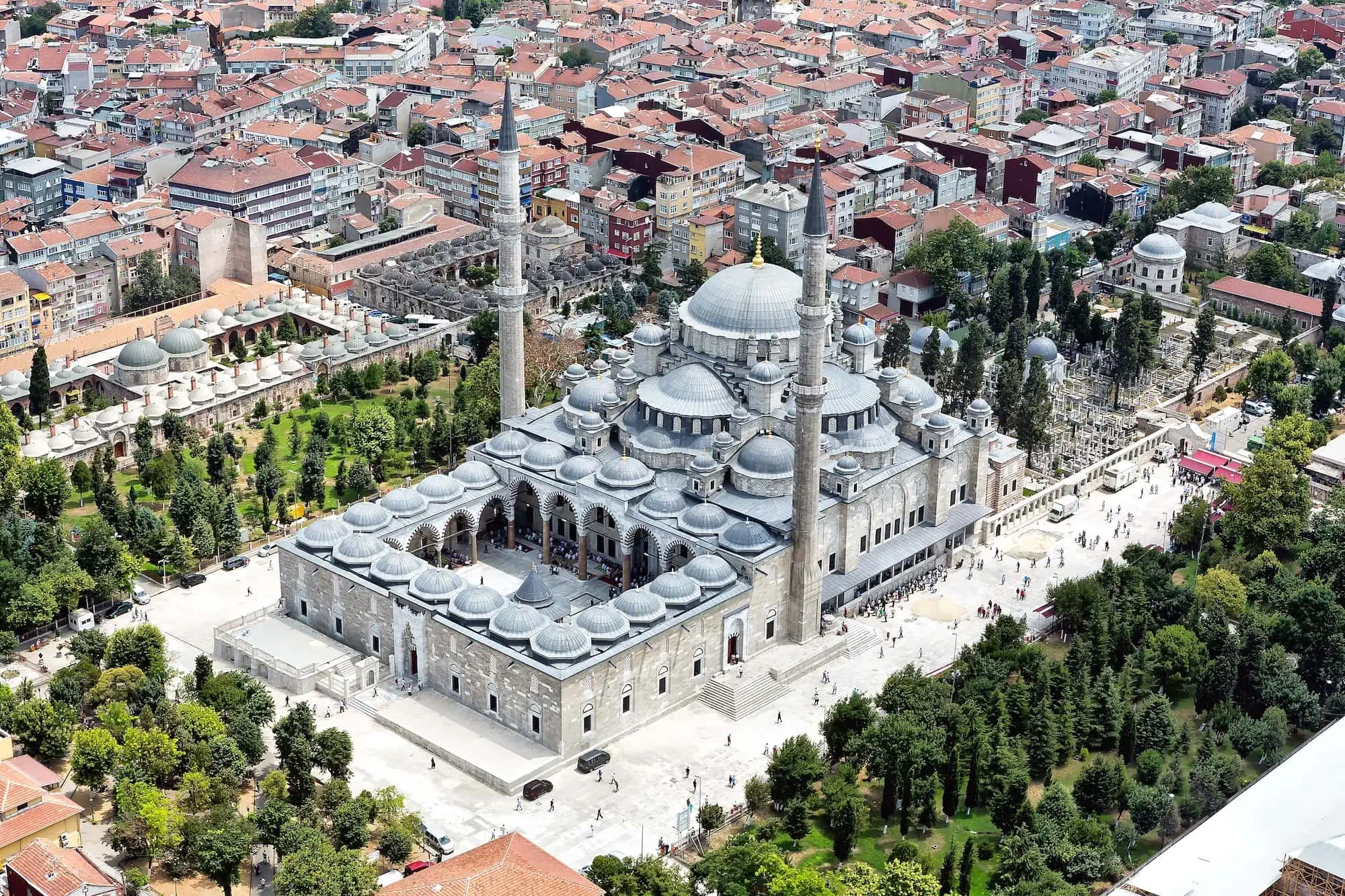 Aerial view of Suleymaniye Mosque showing Ottoman architectural innovation with dome and minarets