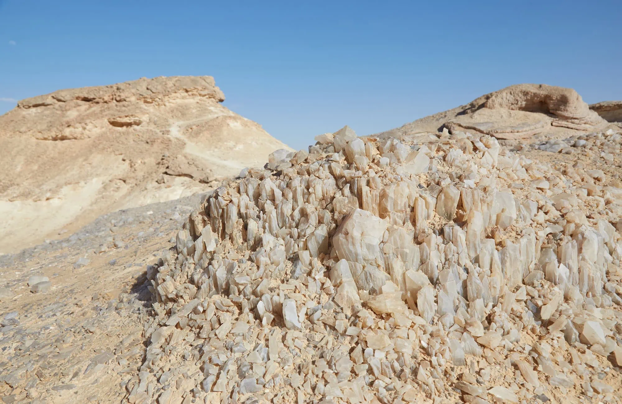 Crystal Mountain Egypt – A Fairytale Mountain that Sparkles