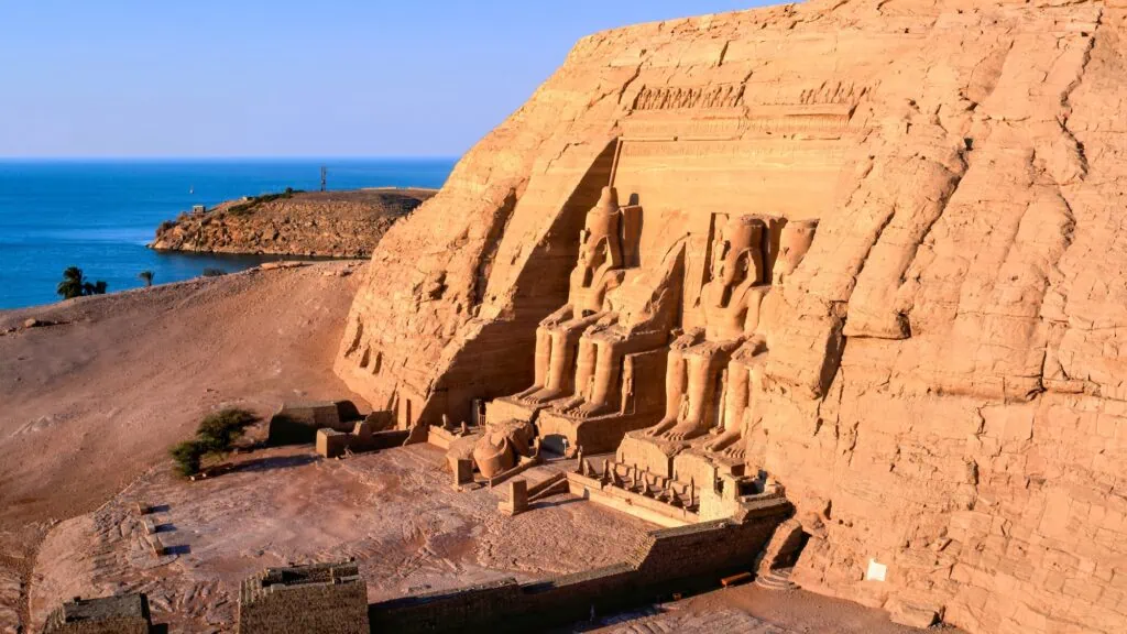 The Great Temple of Ramesses II at Abu Simbel overlooking Lake Nasser – a must-see highlight on Egypt tours from Pune.