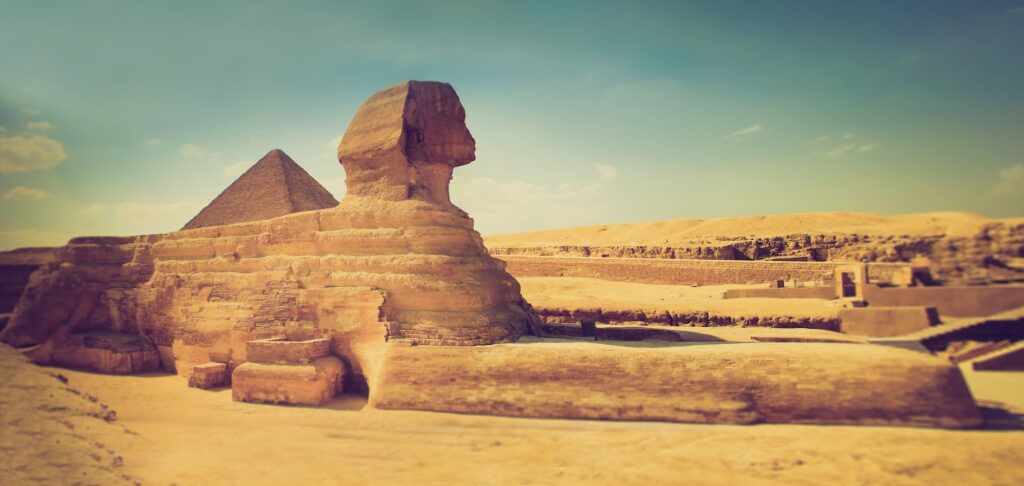 Full profile of the Great Sphinx