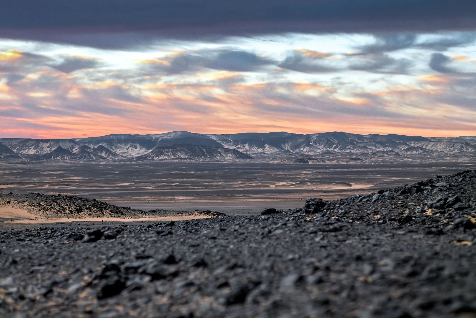 Black Desert Tours – Discover the Isolation of Naked Egypt