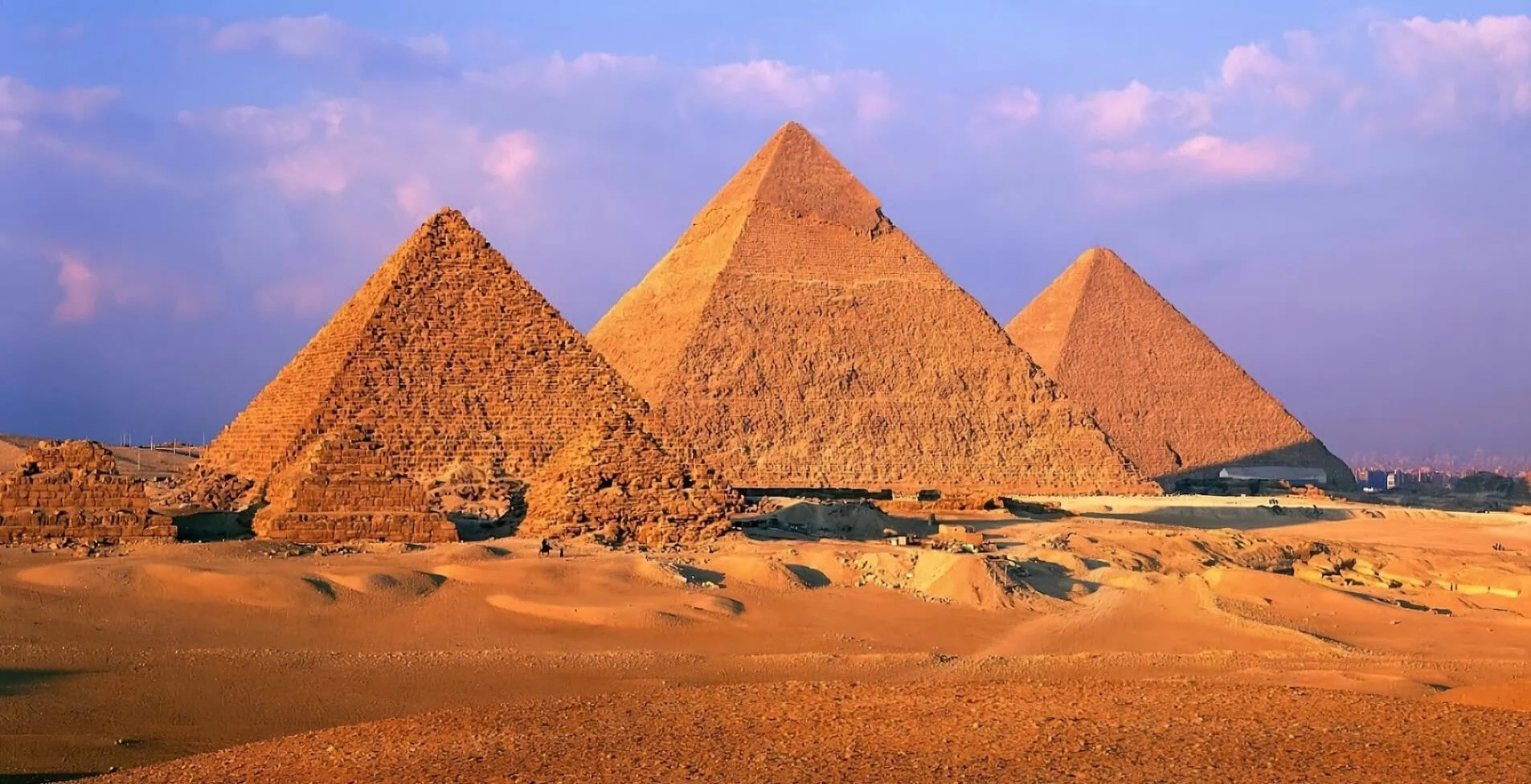 A breathtaking view of the Egyptian Pyramids of Giza 1905x976 crop 53 52