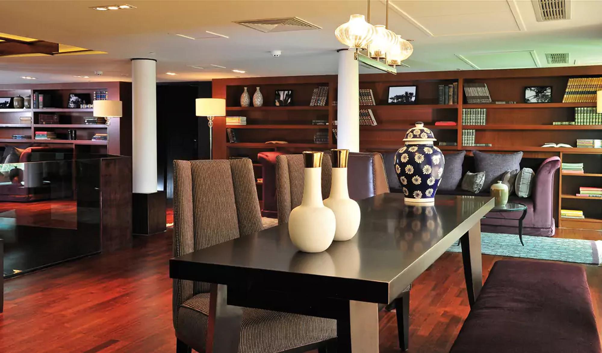 Saguão do cruzeiro pelo Nilo MS Esplanade