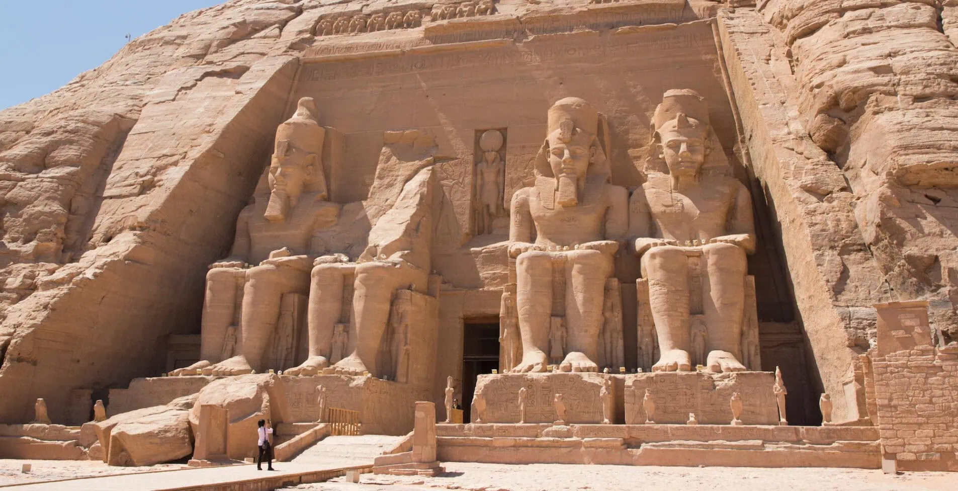 amses II Temple UNESCO World Heritage Site Abu Simbel 1905x976 crop 49 83