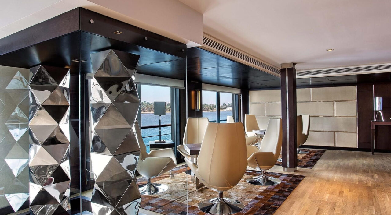 Oberoi Philae Lounge area