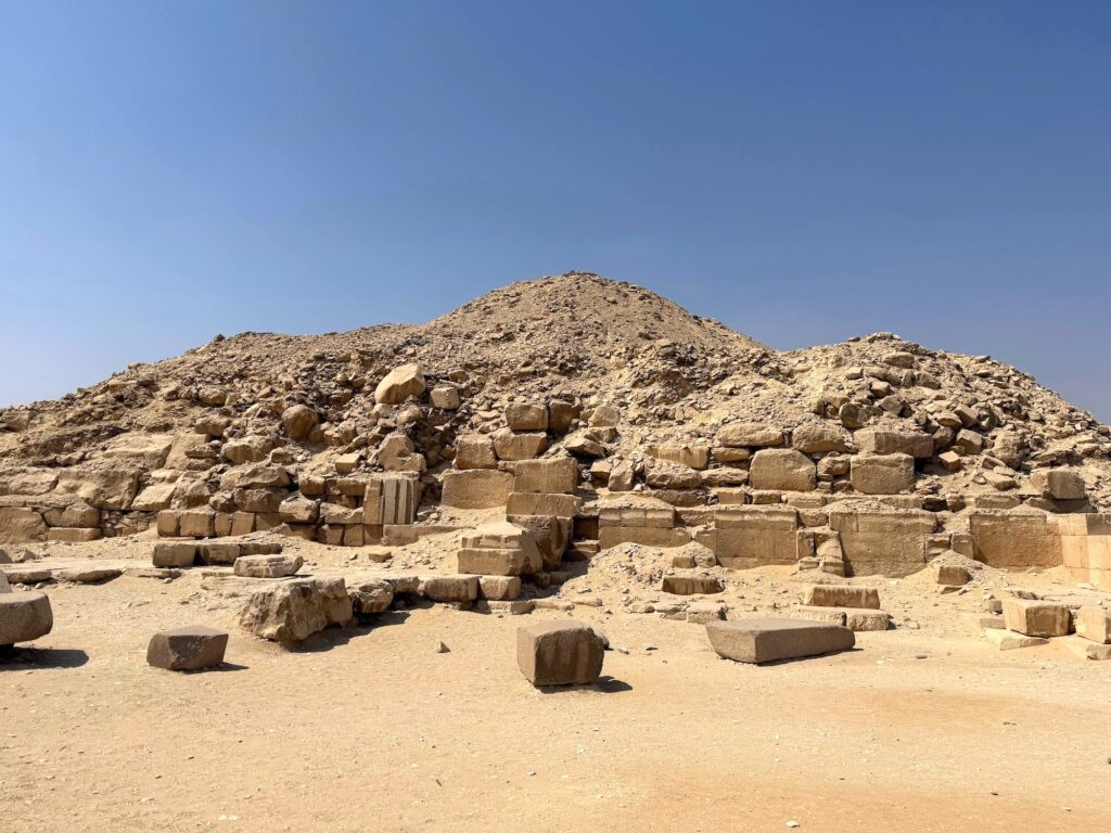 Pyramid of Una